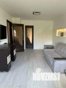 2-к квартира, посуточно, 45м2, 5/5 этаж