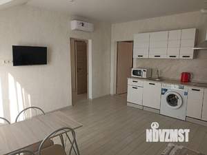 1-к квартира, посуточно, 42м2, 3/3 этаж