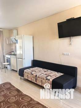 Студия квартира, посуточно, 25м2, 1/3 этаж