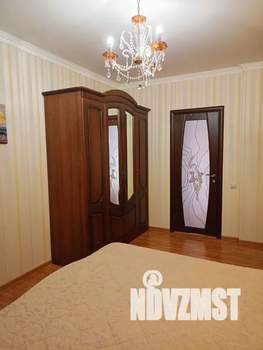 2-к квартира, посуточно, 70м2, 3/9 этаж