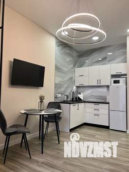 1-к квартира, посуточно, 35м2, 1/20 этаж