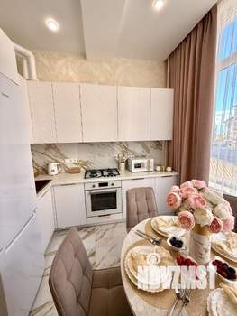1-к квартира, посуточно, 49м2, 2/5 этаж
