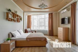 2-к квартира, посуточно, 68м2, 4/8 этаж