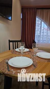 Студия квартира, посуточно, 28м2, 3/7 этаж