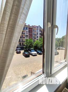 Студия квартира, посуточно, 27м2, 1/6 этаж