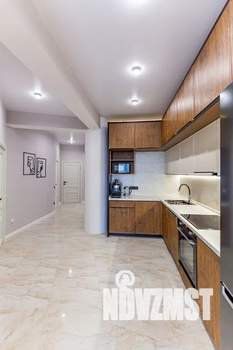 3-к квартира, посуточно, 136м2, 3/16 этаж