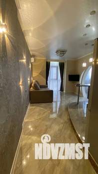 1-к квартира, посуточно, 62м2, 1/10 этаж