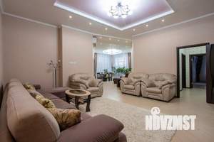 3-к квартира, посуточно, 165м2, 1/1 этаж