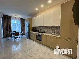 1-к квартира, посуточно, 53м2, 10/10 этаж