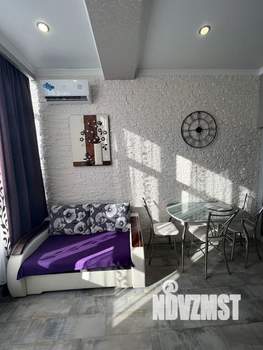 Студия квартира, посуточно, 35м2, 3/6 этаж