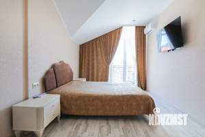 1-к квартира, посуточно, 44м2, 8/8 этаж