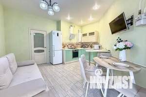 1-к квартира, посуточно, 44м2, 2/8 этаж