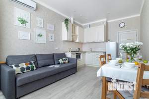 1-к квартира, посуточно, 50м2, 1/1 этаж