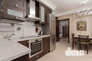 3-к квартира, на длительный срок, 120м2, 1/6 этаж