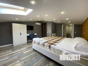 1-к квартира, посуточно, 140м2, 1/1 этаж