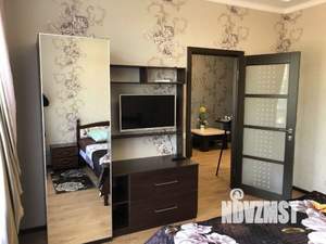 1-к квартира, посуточно, 50м2, 1/1 этаж
