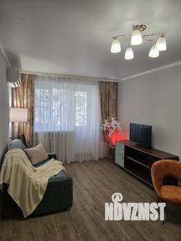 2-к квартира, посуточно, 50м2, 2/5 этаж