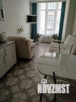 1-к квартира, посуточно, 42м2, 2/5 этаж
