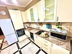 1-к квартира, посуточно, 50м2, 1/1 этаж