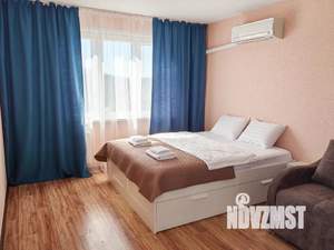 1-к квартира, посуточно, 43м2, 15/16 этаж
