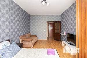 1-к квартира, посуточно, 40м2, 3/9 этаж