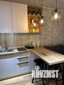 1-к квартира, посуточно, 38м2, 1/8 этаж