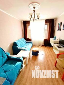 2-к квартира, посуточно, 42м2, 1/1 этаж