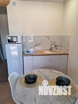 Студия квартира, посуточно, 35м2, 2/3 этаж