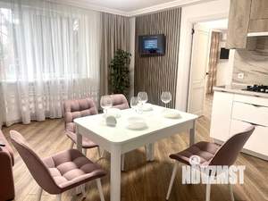 1-к квартира, посуточно, 55м2, 1/3 этаж