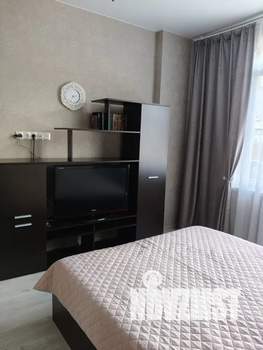 1-к квартира, посуточно, 40м2, 7/7 этаж