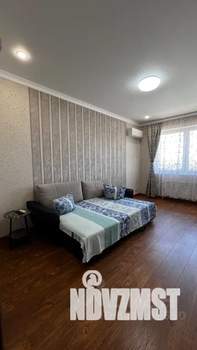 1-к квартира, посуточно, 50м2, 5/5 этаж