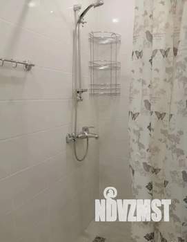 1-к квартира, посуточно, 42м2, 4/5 этаж