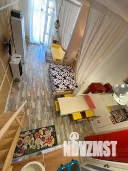 Студия квартира, посуточно, 35м2, 1/6 этаж