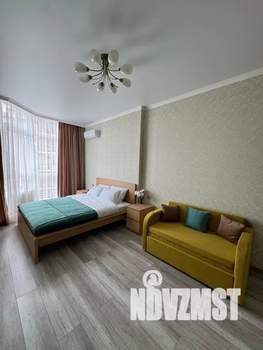 1-к квартира, посуточно, 61м2, 3/6 этаж