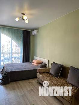 Студия квартира, посуточно, 30м2, 4/8 этаж