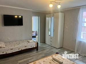 2-к квартира, посуточно, 40м2, 1/1 этаж