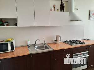1-к квартира, посуточно, 54м2, 4/8 этаж