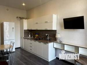 1-к квартира, посуточно, 50м2, 1/1 этаж