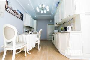 2-к квартира, посуточно, 64м2, 1/1 этаж