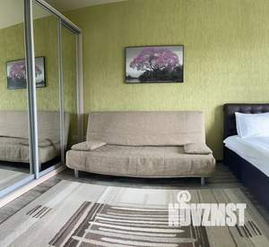 Студия квартира, посуточно, 36м2, 2/11 этаж