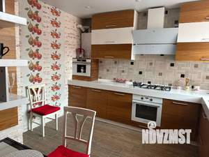 2-к квартира, посуточно, 72м2, 3/3 этаж