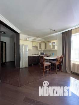 Студия квартира, посуточно, 40м2, 3/3 этаж