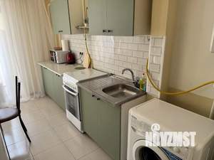 1-к квартира, посуточно, 35м2, 4/4 этаж