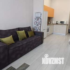 Студия квартира, посуточно, 32м2, 8/8 этаж