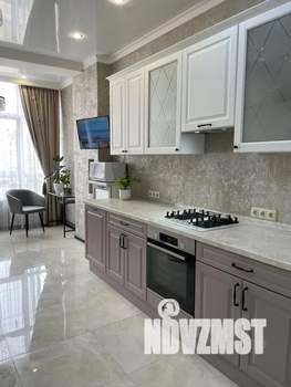 1-к квартира, посуточно, 49м2, 3/8 этаж