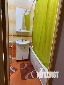 1-к квартира, посуточно, 42м2, 3/9 этаж