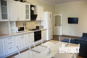 1-к квартира, посуточно, 56м2, 4/4 этаж