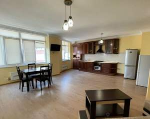 3-к квартира, на длительный срок, 100м2, 4/10 этаж