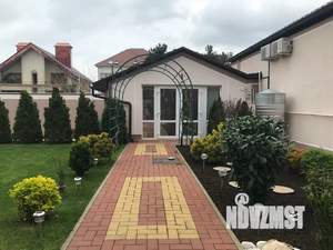 3-к квартира, посуточно, 56м2, 1/1 этаж