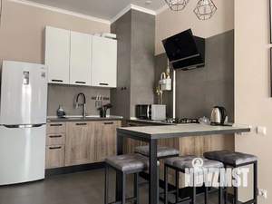 2-к квартира, посуточно, 50м2, 1/1 этаж